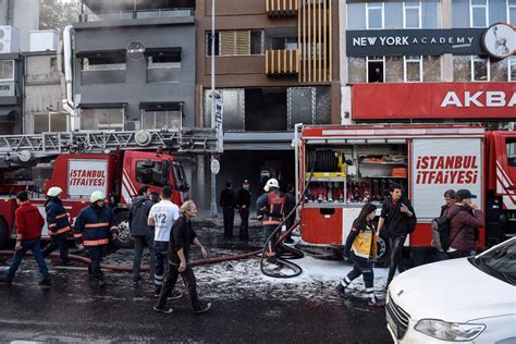 B­e­ş­i­k­t­a­ş­­t­a­ ­y­a­n­g­ı­n­ ­(­1­)­ ­-­ ­S­o­n­ ­D­a­k­i­k­a­ ­H­a­b­e­r­l­e­r­